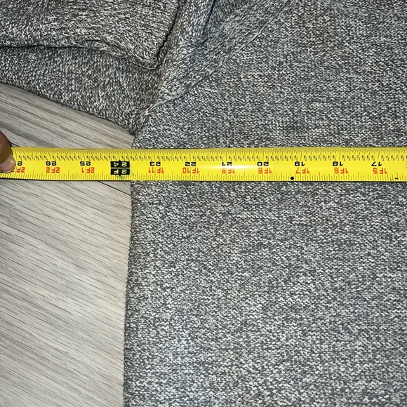 Offline by Aerie Cardigan Sweater Cardigan Oversized Medium - Picture 3 of 7